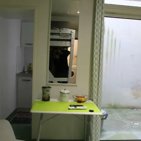Apartament Mc Nulty's Summerhill Studio *